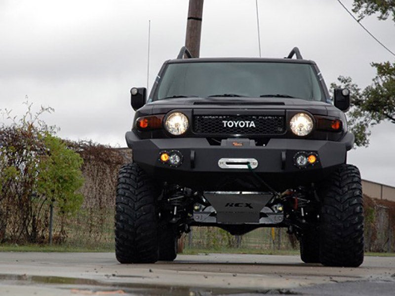 rough country 6 suspension lift for the toyota fj cruiser #3