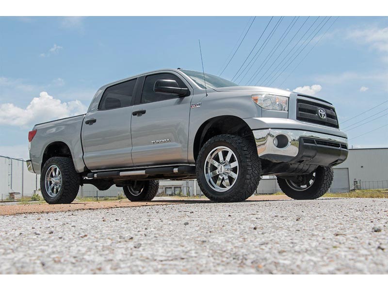 76830, Rough Country 3.5 Inch Suspension Lift Kit For The Toyota Tundra